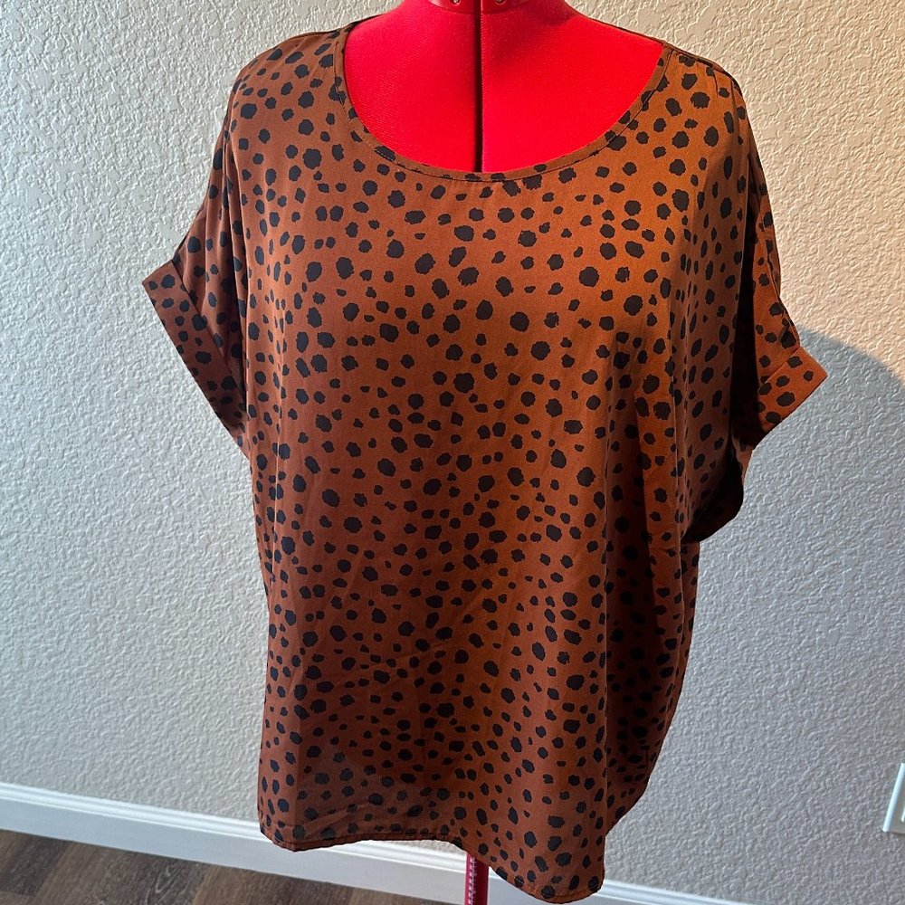 Emery Rose 3XL Brown/Black animal print blouse